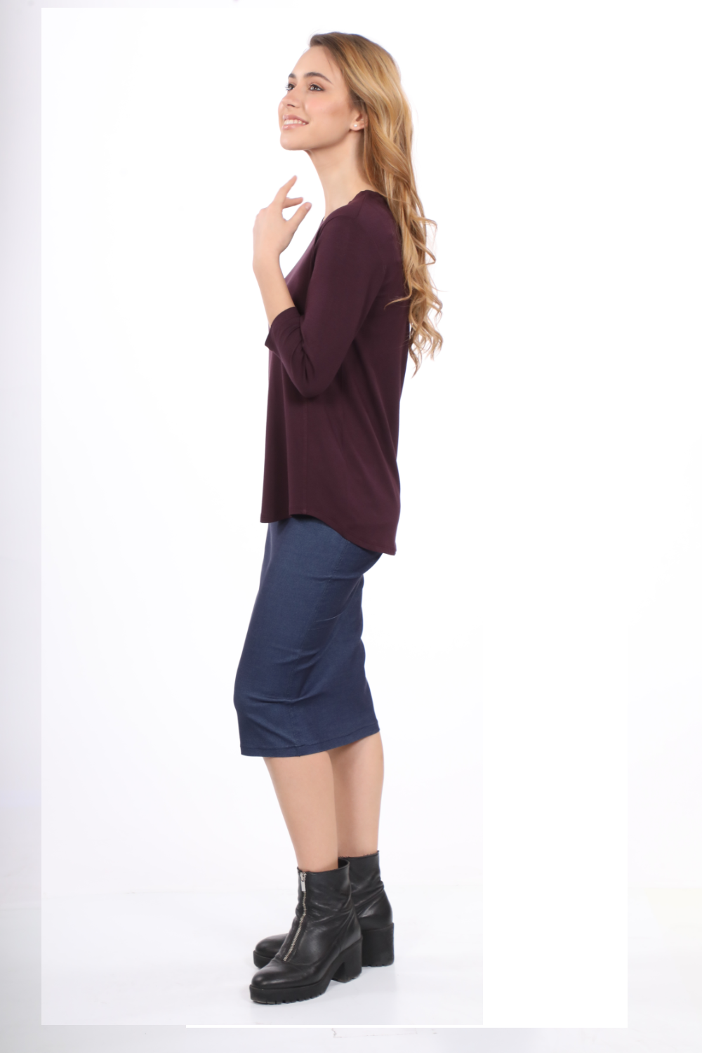 3/4 Sleeve Curved Hem Tunic Top - Breathable Viscose Spandex