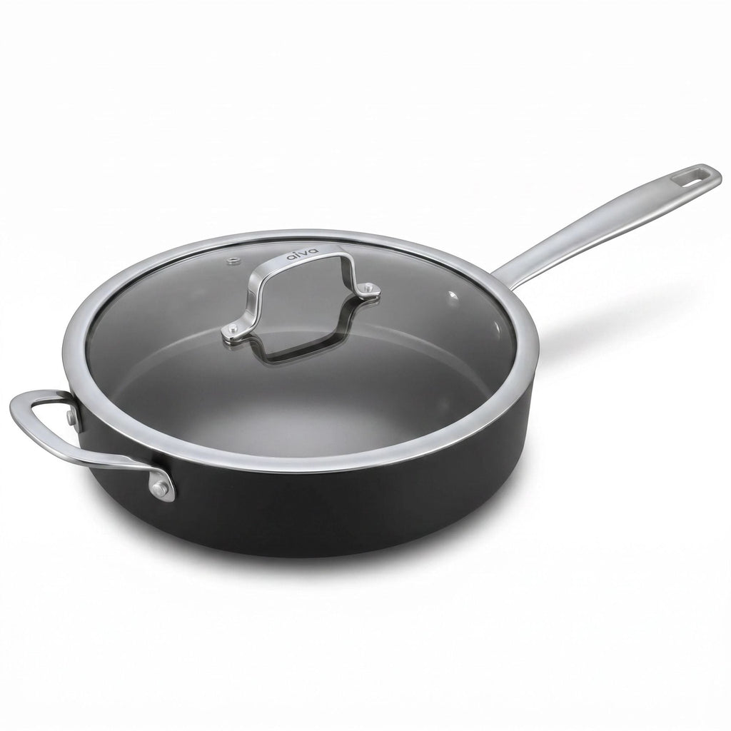 Sauté Pan with Lid, 4-Qt