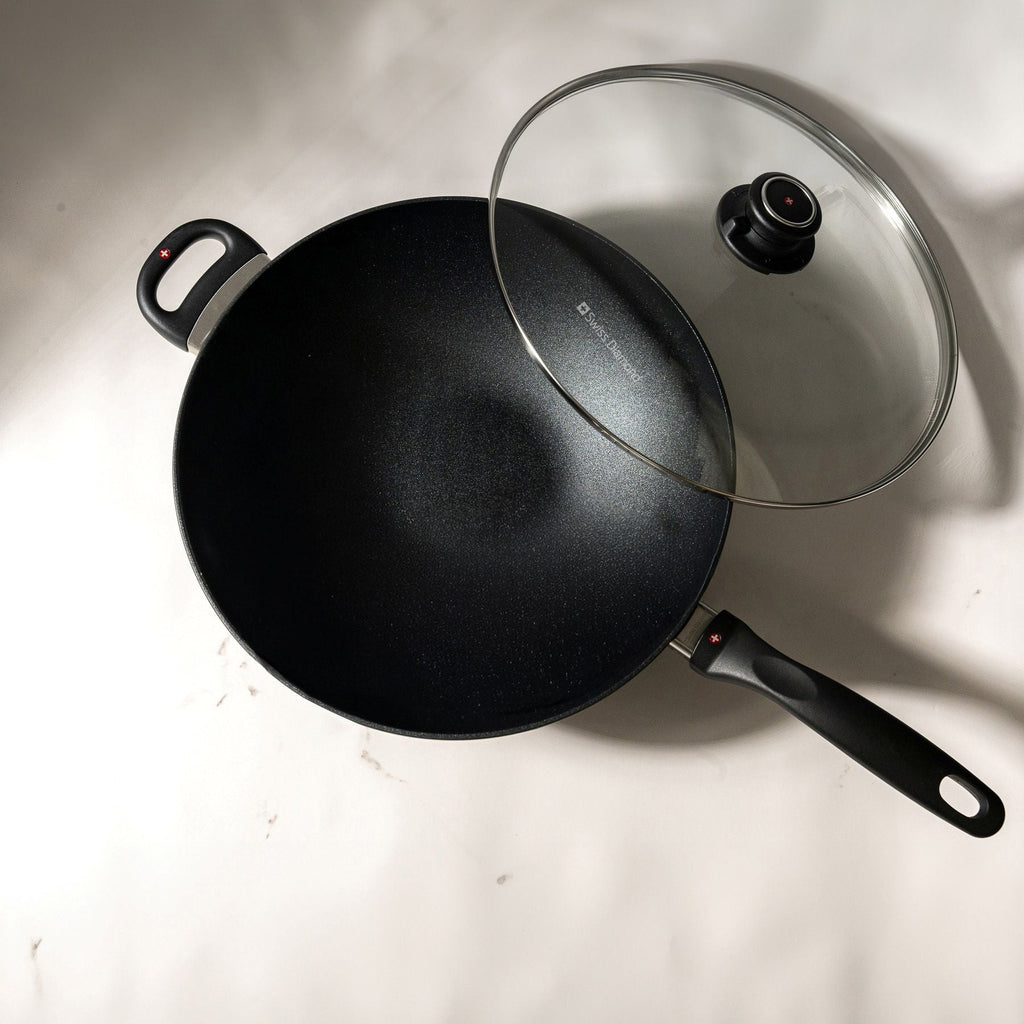 XD Nonstick Wok with Glass Lid | Made in Switzerland