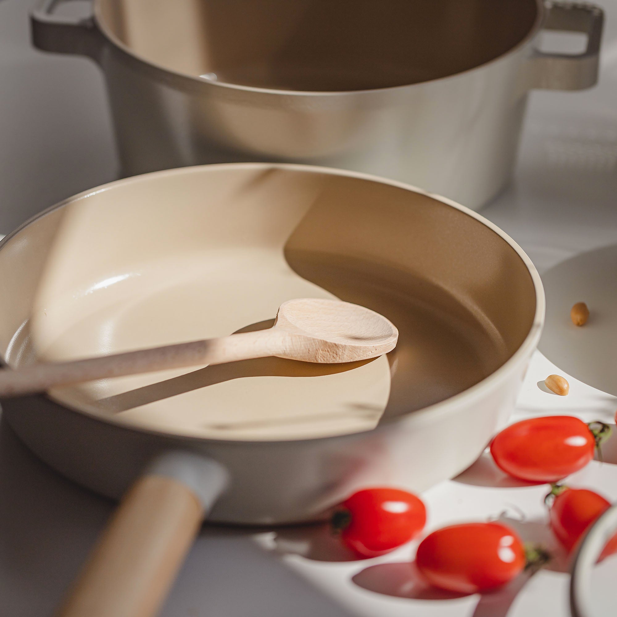 Fika 9.5" Fry Pan