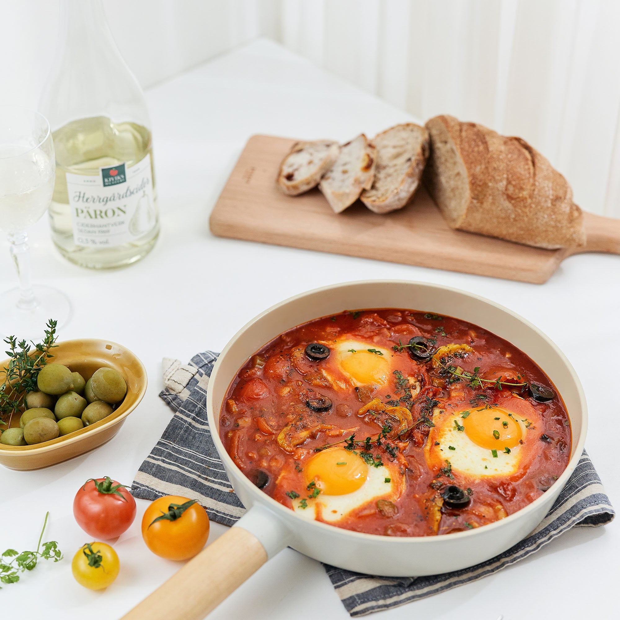 Fika 9.5" Fry Pan