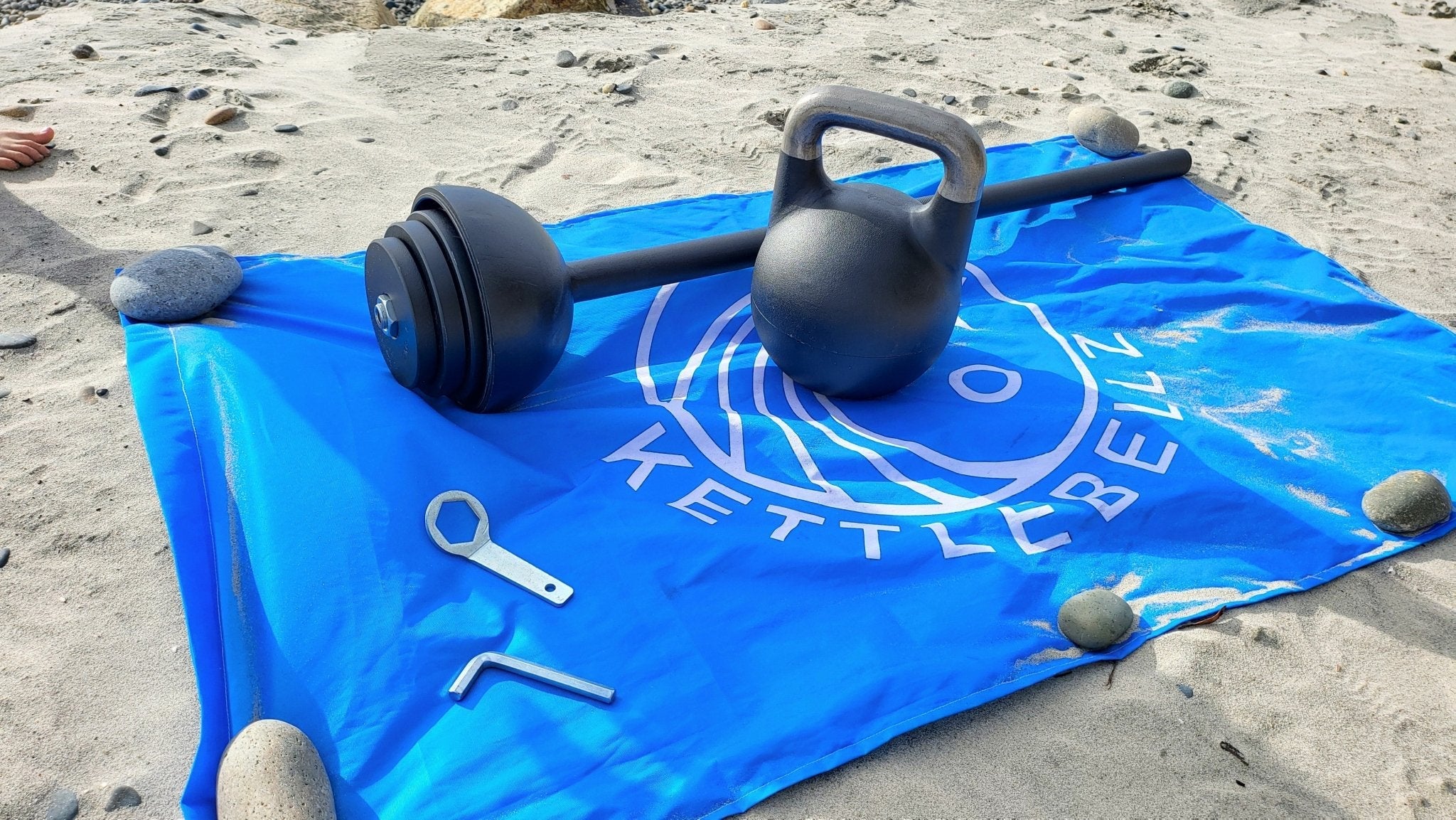 KOMBOBELL – 12–32 kg (26–71 lb) Adjustable Kettlebell & Macebell System