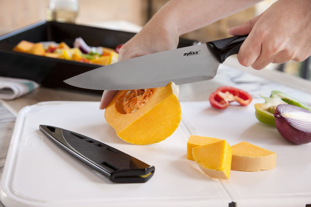 Zyliss Chefs knife with sheath stainless steel blade